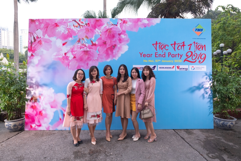Công ty CPDV Thăng Long Logistics tổ chức tiệc tất niên 2019