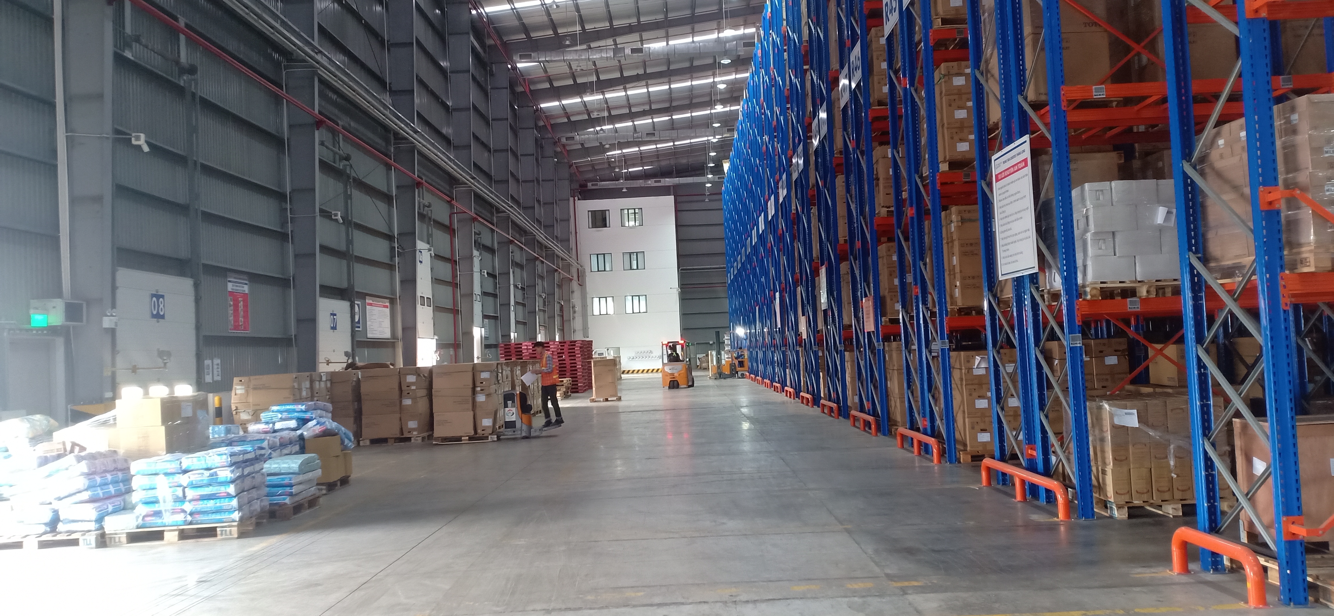 HÀNG FMCG